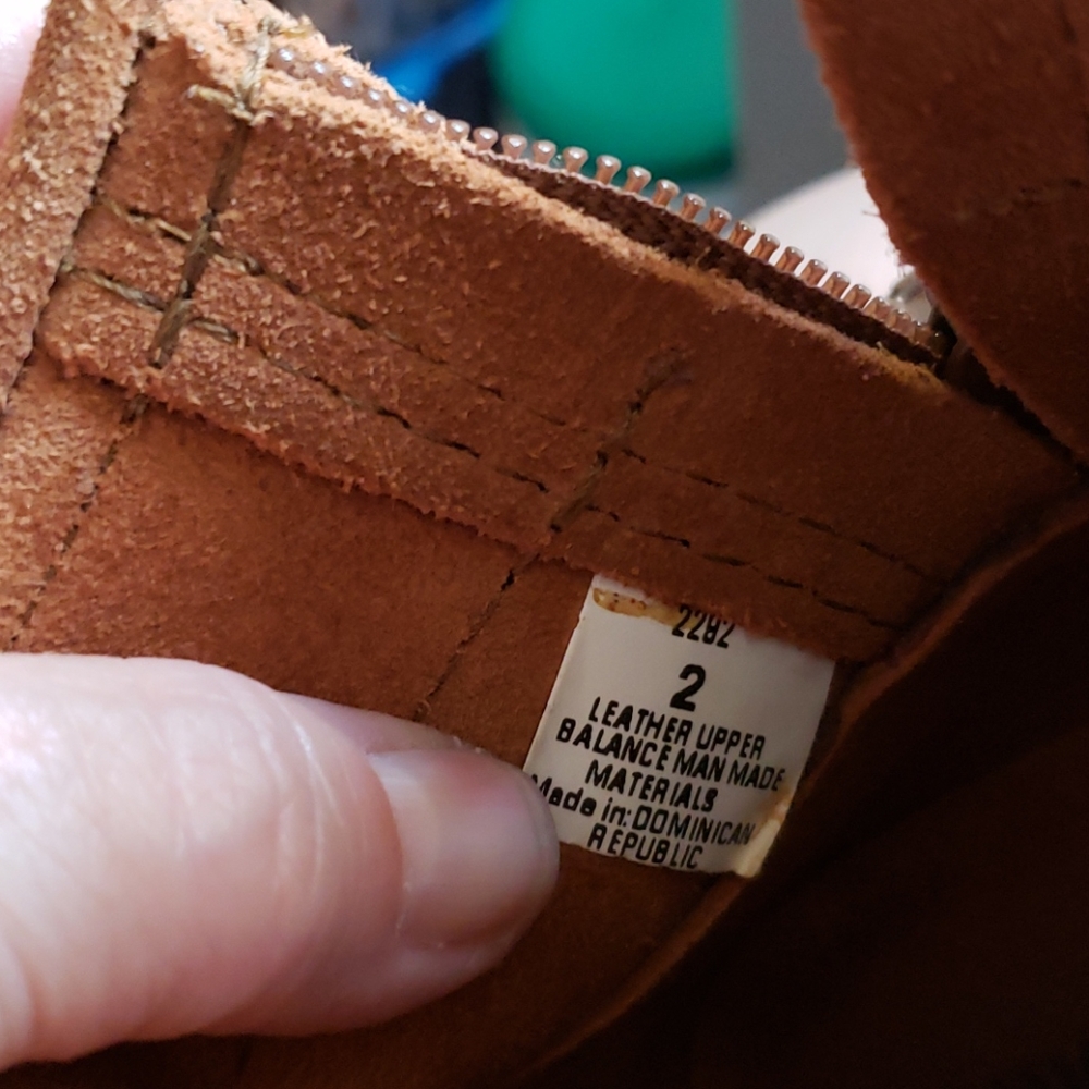 Minnetonka moccasins - Picture 7 of 7